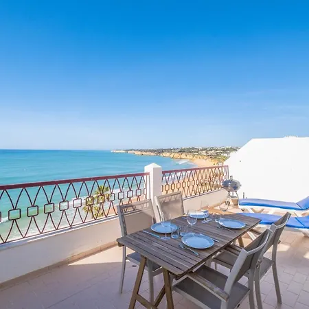 Frente Ao Mar - 2 Quartos - Wi-fi * Armação de Pêra