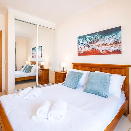 Frente Ao Mar - 2 Quartos - Wi-fi Armação de Pêra